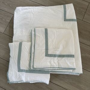 Pottery Barn Morgan Banded Organic Cotton Banded Duvet Cover King + 2 Euro Shams